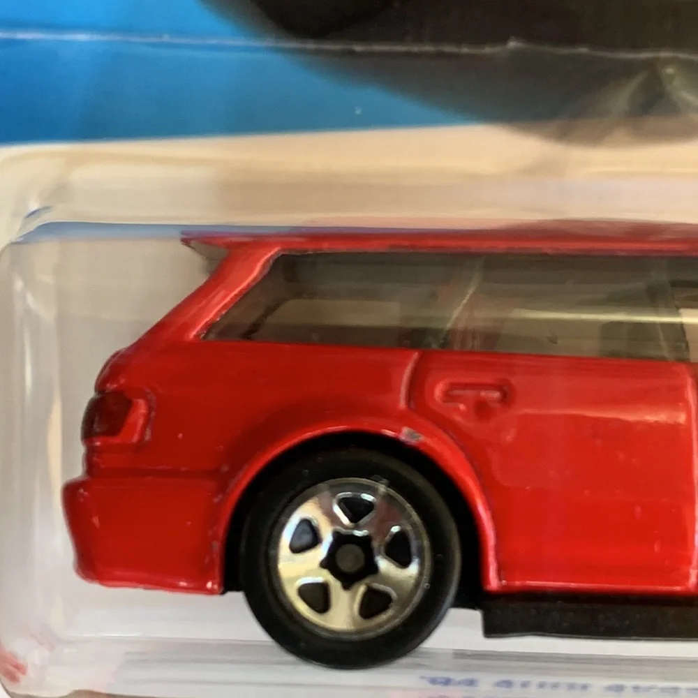 Hot Wheels Audi Avant RS2 Factory Fresh No Fuel Tank Door Red Station Wagon 2024